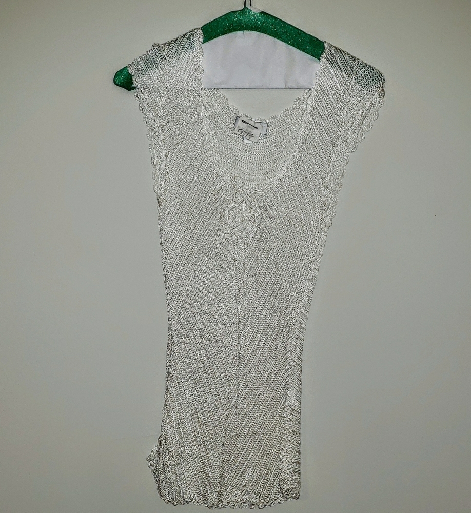 BeBe snow white sweater tank